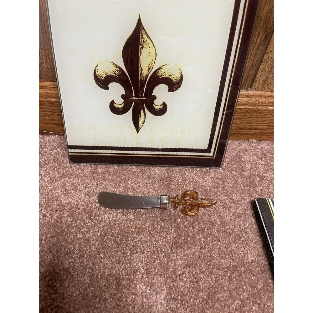 vintage Glass Square Cutting Board w/Plastic Fleur-de-lis 7.75